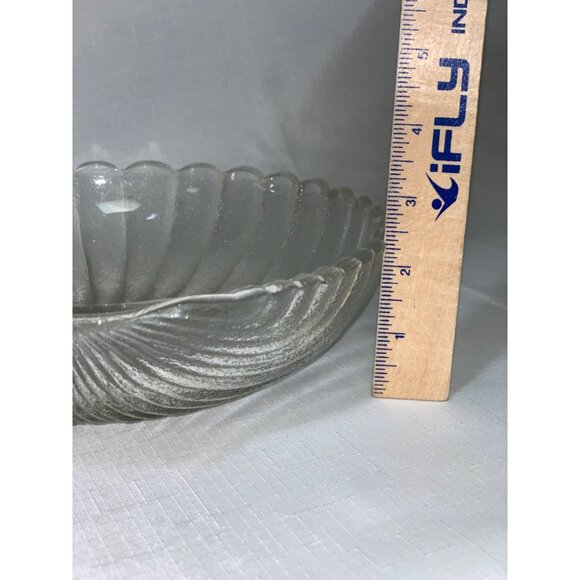 Vintage Clear Glass Shell-Shaped Decorative Bowl Textured Serving Dish Entertain - Picture 5 of 7